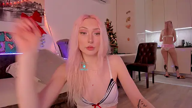 AlexRoseLiRed online show from January 8, 2025, 11:19 pm