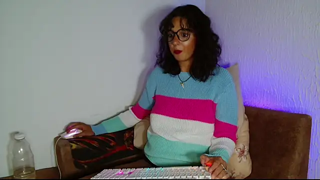 myamillor online show from March 30, 2026, 9:16 pm