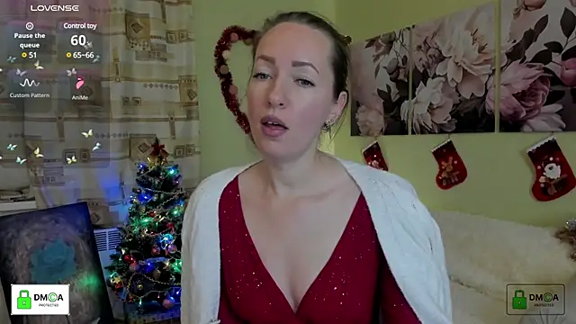 Snapshot of Queenymel chatting on January 2, 2025, 2:57 pm Queenymel online show from January 2, 2025, 2:57 pm