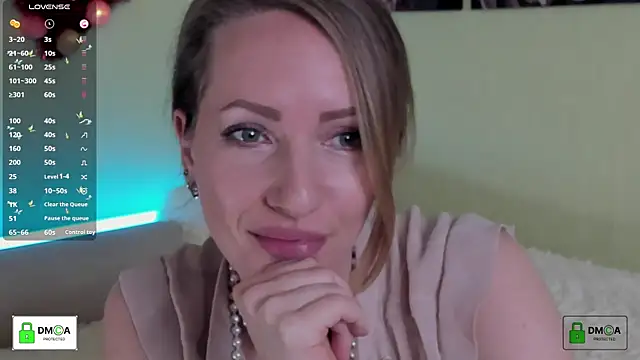 Snapshot of Queenymel chatting on March 20, 2025, 5:04 pm Queenymel online show from March 20, 2025, 5:04 pm