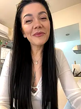 denise k online show from October 23, 2025, 11:42 am