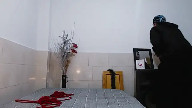 Cocain Atenea online show from December 15, 2025, 7:07 pm