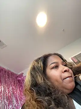 Snapshot of BigFineSelena chatting on January 31, 2026, 7:56 pm BigFineSelena online show from January 31, 2026, 7:56 pm