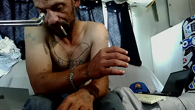 goodick4u28 online show from May 9, 2026, 3:06 pm