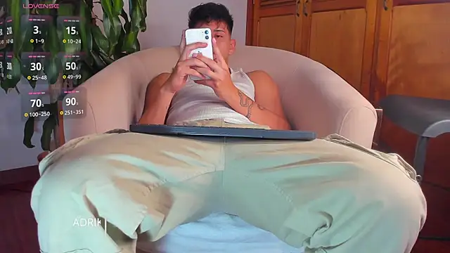 adrik cano   online show from December 4, 2024, 2:53 am