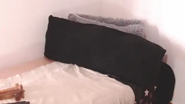 anie milf1 online show from September 28, 2025, 6:35 pm