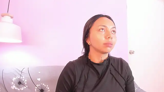 miss soffi  online show from July 1, 2026, 12:18 pm