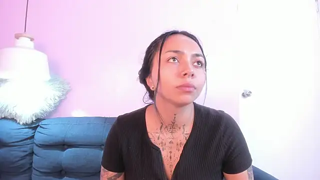 miss soffi  online show from July 25, 2026, 12:25 pm