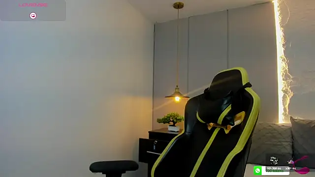 isabella florez online show from April 8, 2026, 2:00 am