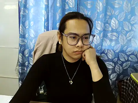 Snapshot of Your_PrettyGirlxxx chatting on April 24, 2026, 3:31 am Your PrettyGirlxxx online show from April 24, 2026, 3:31 am