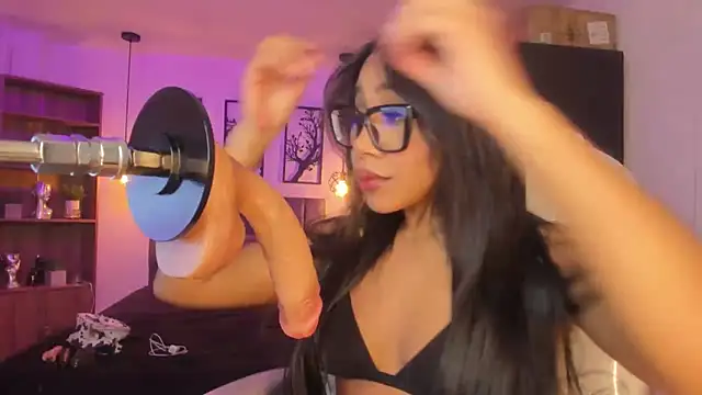 Olivia ds online show from December 5, 2024, 4:20 am