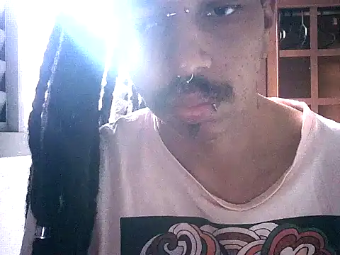 Snapshot of DarkSlim666 chatting on February 24, 2026, 3:32 pm DarkSlim666 online show from February 24, 2026, 3:32 pm