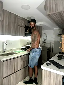 blackdrey18 online show from October 22, 2025, 1:55 pm