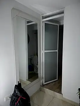 blackdrey18 online show from November 21, 2025, 12:10 am