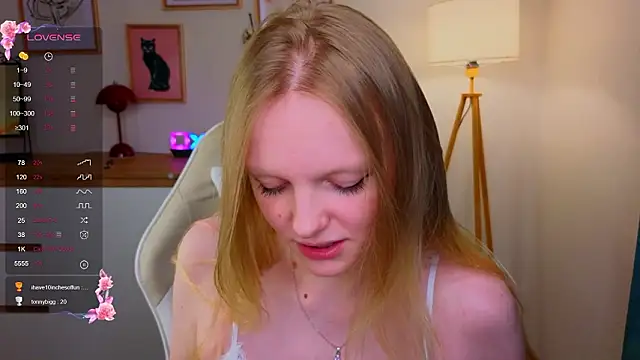 Snapshot of evangel1ne chatting on February 12, 2026, 9:43 pm evangel1ne online show from February 12, 2026, 9:43 pm