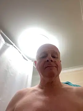 locallad88 online show from December 9, 2024, 6:35 pm