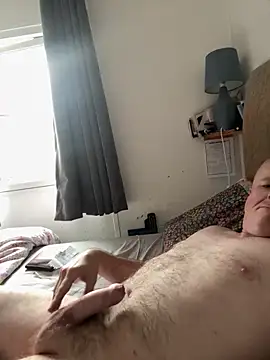 locallad88 online show from October 2, 2025, 3:41 pm