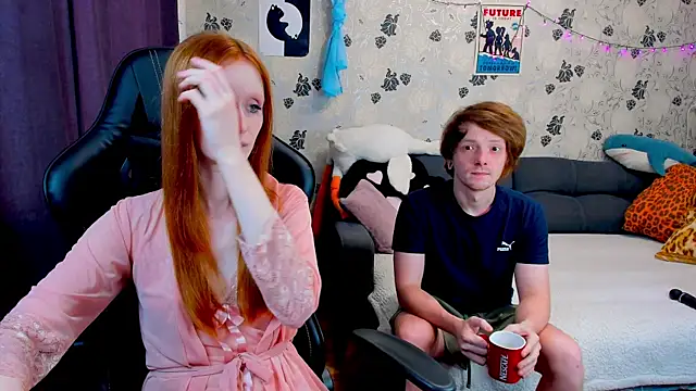 Snapshot of lakmsrrrmrrr chatting on February 18, 2025, 9:43 am lakmsrrrmrrr online show from February 18, 2025, 9:43 am