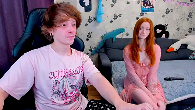 Snapshot of lakmsrrrmrrr chatting on February 25, 2025, 11:19 am lakmsrrrmrrr online show from February 25, 2025, 11:19 am