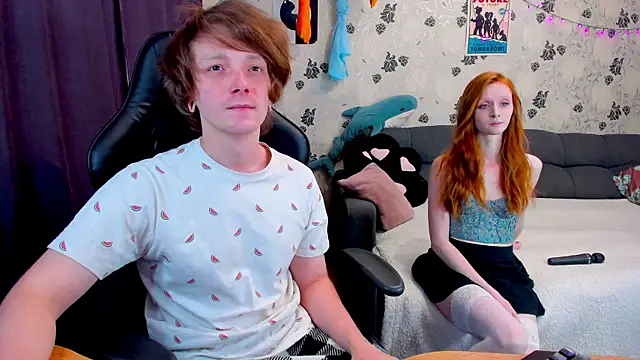 Snapshot of lakmsrrrmrrr chatting on March 1, 2025, 8:34 am lakmsrrrmrrr online show from March 1, 2025, 8:34 am