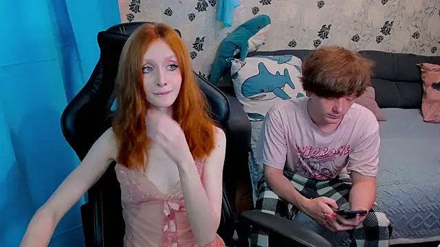 Snapshot of lakmsrrrmrrr chatting on October 2, 2025, 9:49 am lakmsrrrmrrr online show from October 2, 2025, 9:49 am