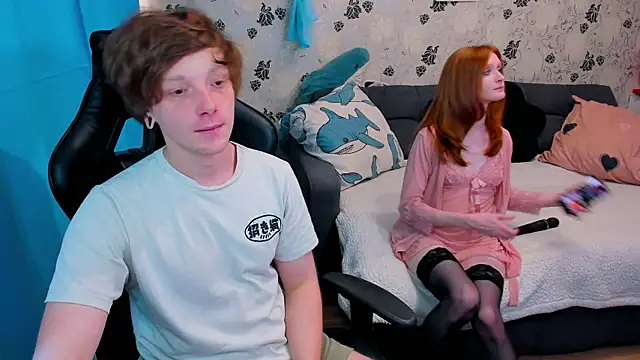 Snapshot of lakmsrrrmrrr chatting on October 19, 2025, 10:05 am lakmsrrrmrrr online show from October 19, 2025, 10:05 am