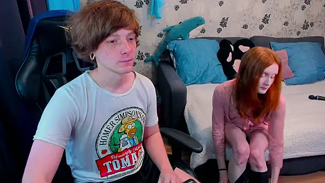 Snapshot of lakmsrrrmrrr chatting on November 23, 2025, 10:04 am lakmsrrrmrrr online show from November 23, 2025, 10:04 am