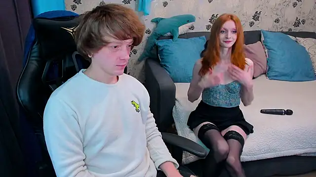 Snapshot of lakmsrrrmrrr chatting on November 28, 2025, 10:07 am lakmsrrrmrrr online show from November 28, 2025, 10:07 am