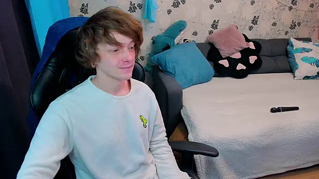 Snapshot of lakmsrrrmrrr chatting on December 5, 2025, 10:24 am lakmsrrrmrrr online show from December 5, 2025, 10:24 am