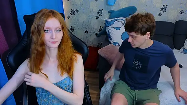 Snapshot of lakmsrrrmrrr chatting on March 15, 2026, 10:32 am lakmsrrrmrrr online show from March 15, 2026, 10:32 am