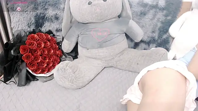 kichigirl online show from September 26, 2025, 3:05 pm