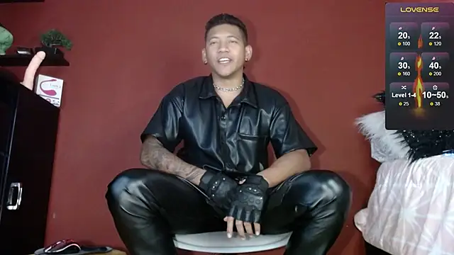 TomLover 12 online show from February 15, 2025, 6:44 pm