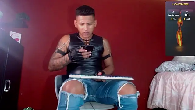 TomLover 12 online show from February 23, 2025, 9:05 pm