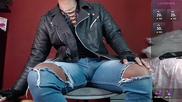 TomLover 12 online show from March 18, 2025, 12:58 pm