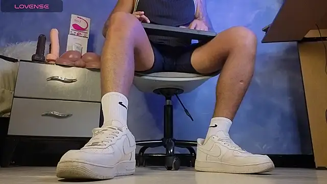 TomLover 12 online show from March 6, 2026, 12:29 am