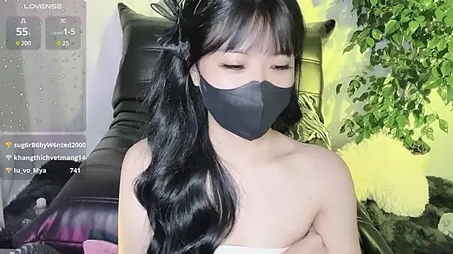 Snapshot of Mya_Lee chatting on December 28, 2024, 7:33 pm Mya Lee online show from December 28, 2024, 7:33 pm