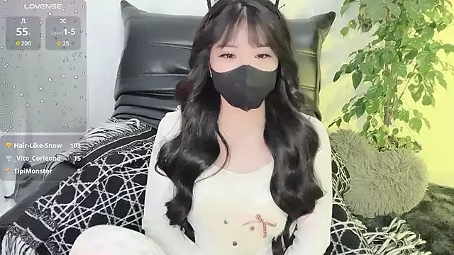 Snapshot of Mya_Lee chatting on January 8, 2025, 4:22 pm Mya Lee online show from January 8, 2025, 4:22 pm