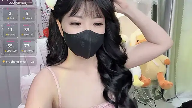 Snapshot of Mya_Lee chatting on January 29, 2025, 4:52 pm Mya Lee online show from January 29, 2025, 4:52 pm