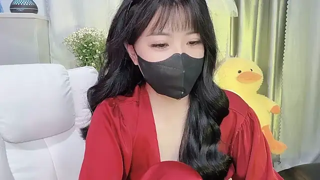 Snapshot of Mya_Lee chatting on February 10, 2025, 7:28 pm Mya Lee online show from February 10, 2025, 7:28 pm