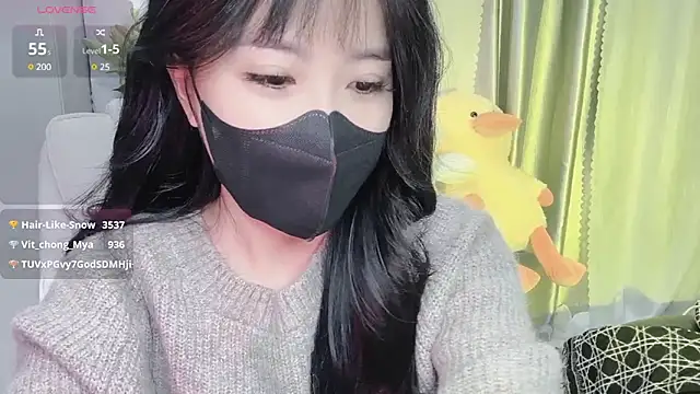 Snapshot of Mya_Lee chatting on February 13, 2025, 7:31 pm Mya Lee online show from February 13, 2025, 7:31 pm