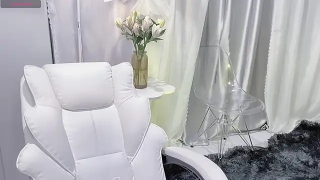 Snapshot of Mya_Lee chatting on September 22, 2025, 3:47 pm Mya Lee online show from September 22, 2025, 3:47 pm