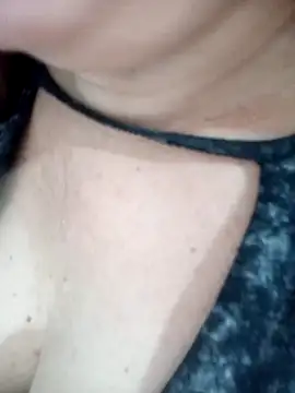 CASADASIGILO2 online show from February 3, 2025, 2:14 am