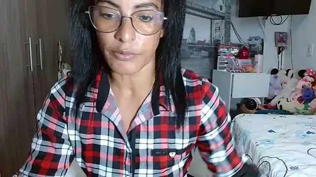 kateleyagrey online show from December 13, 2024, 10:45 pm