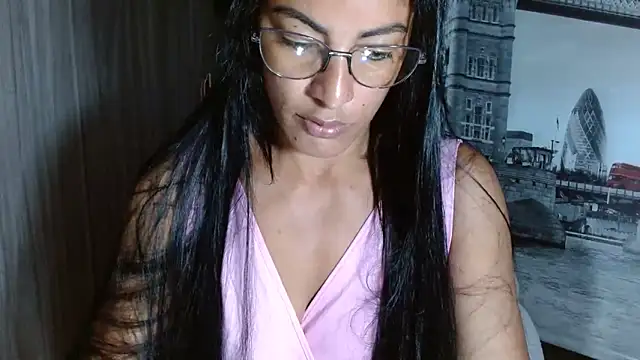 kateleyagrey online show from December 25, 2024, 10:50 am