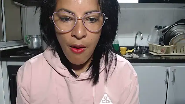 kateleyagrey online show from March 17, 2026, 10:40 am