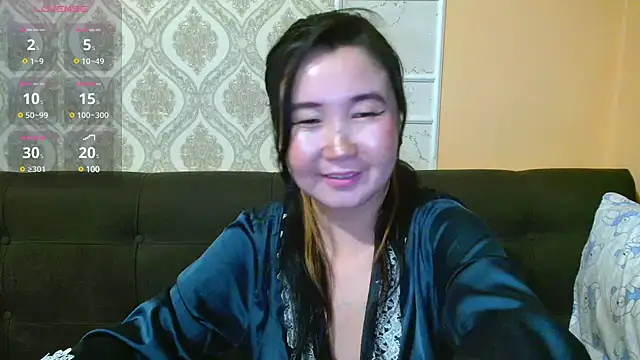 Snapshot of Bet_Lu chatting on December 13, 2024, 4:27 pm Bet Lu online show from December 13, 2024, 4:27 pm