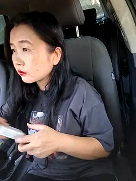 Snapshot of Bet_Lu chatting on September 12, 2025, 10:26 am Bet Lu online show from September 12, 2025, 10:26 am