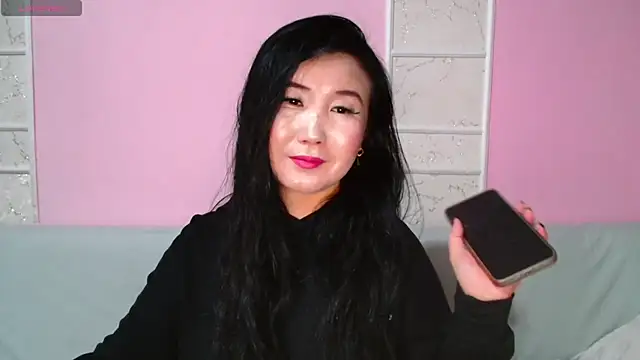 Snapshot of Bet_Lu chatting on October 2, 2025, 8:16 pm Bet Lu online show from October 2, 2025, 8:16 pm