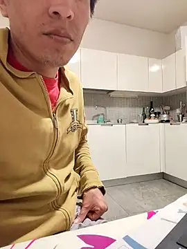 PepeCharlie27 online show from April 9, 2026, 7:41 pm