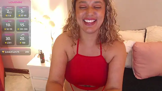 Snapshot of Sofii_Diaz chatting on January 23, 2025, 3:01 pm Sofii Diaz online show from January 23, 2025, 3:01 pm